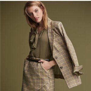 CAbi Cinch Shirt